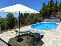 La Palma Bilder Landhaus Tijarafe Pool + Schirm Abdeckung auf